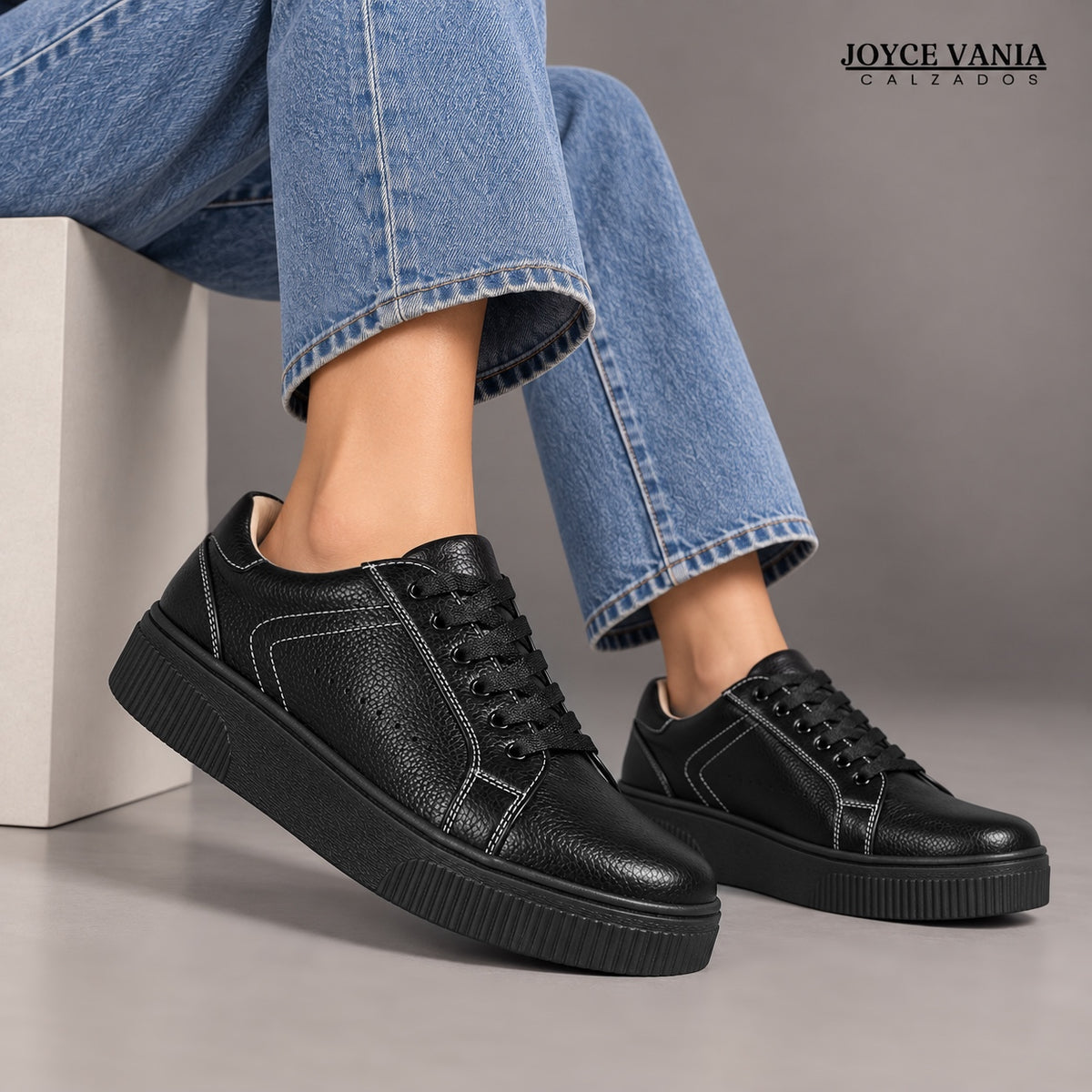 Zapatillas Urbanas de Cuero Mujer Sumiko negro