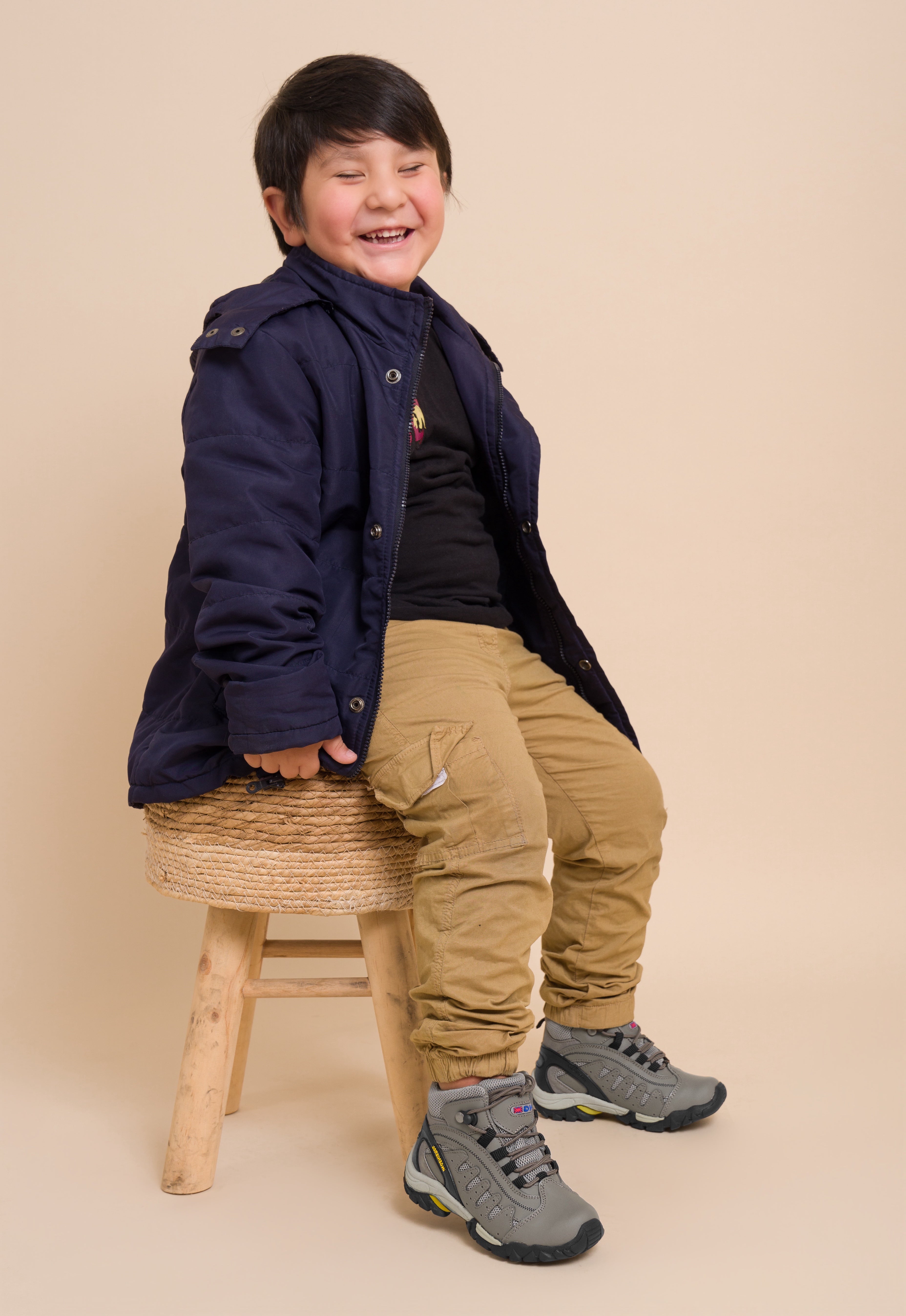 Zapatillas Urbanas de Cuero Niños Arian Negro Plomo
