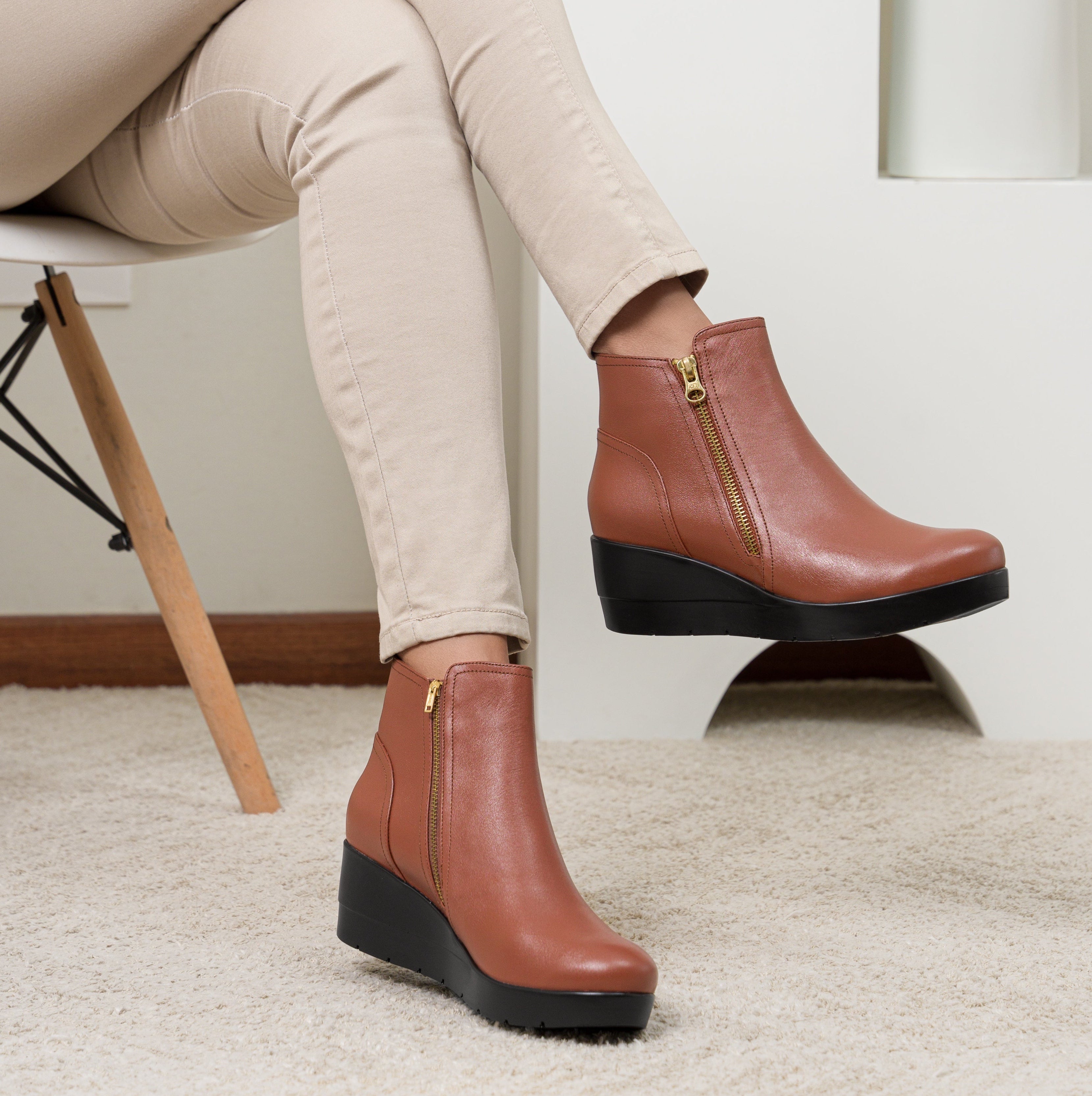 Botines de Cuero Mujer Carmela Cobre