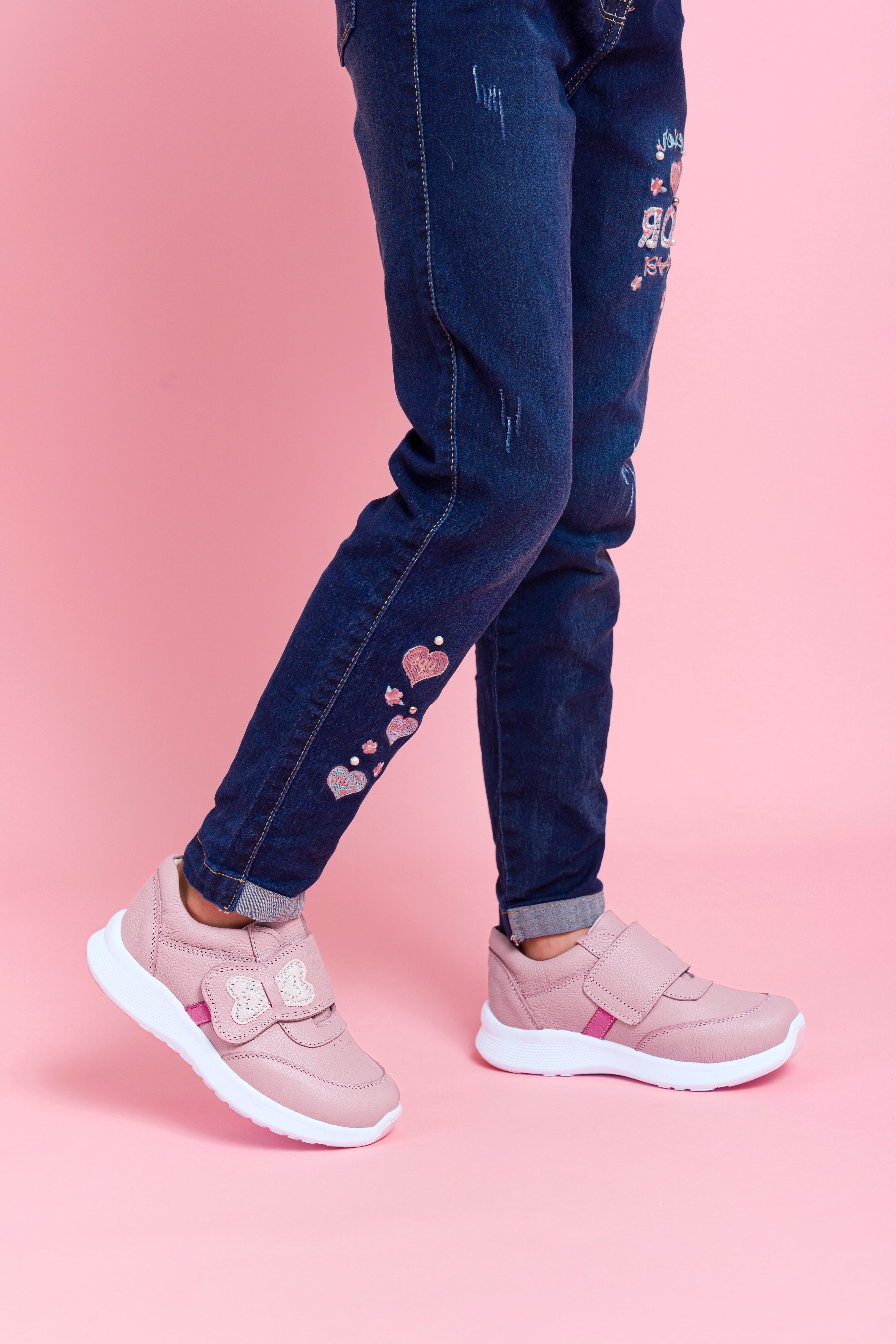 Zapatillas de Cuero Niñas Illary Rosado