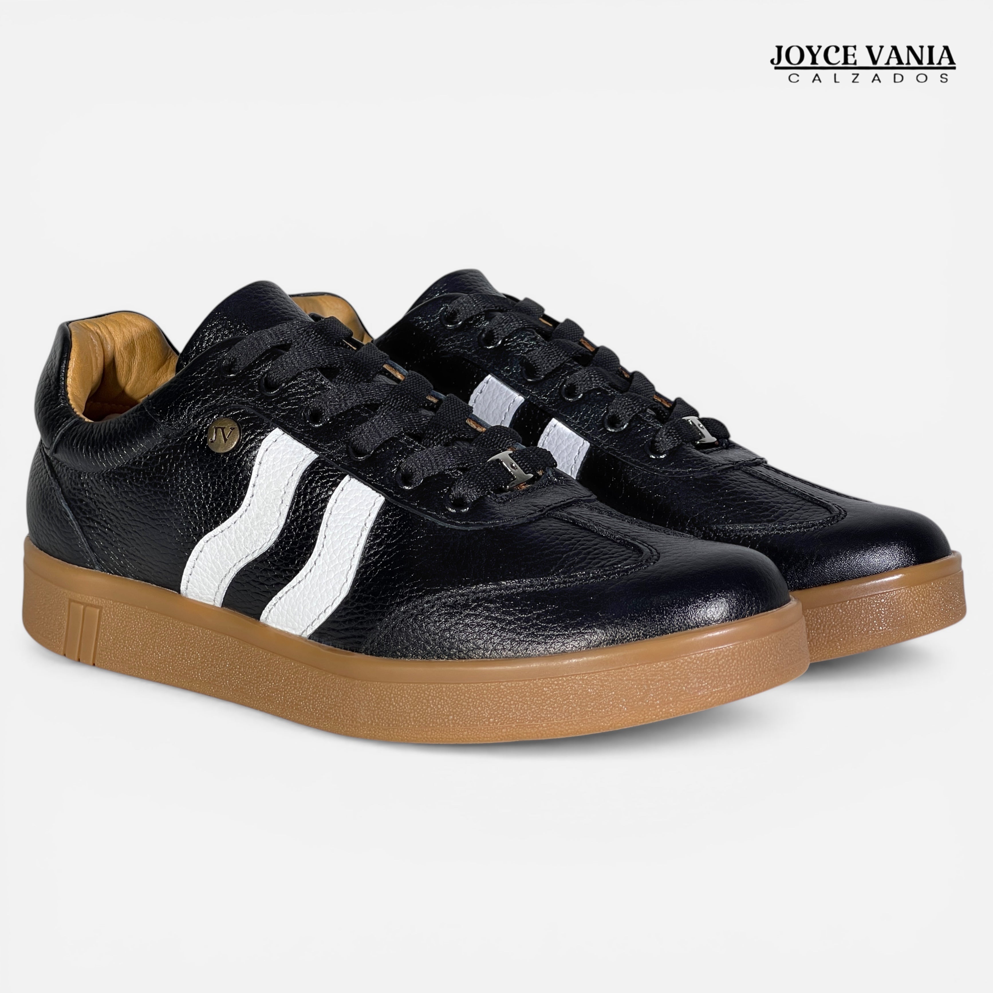 Zapatillas Urbanas de Cuero Mujer Ivonne Negro