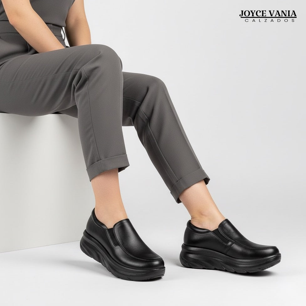 Zapatillas Urbanas Mujer de Cuero Luceli Negro