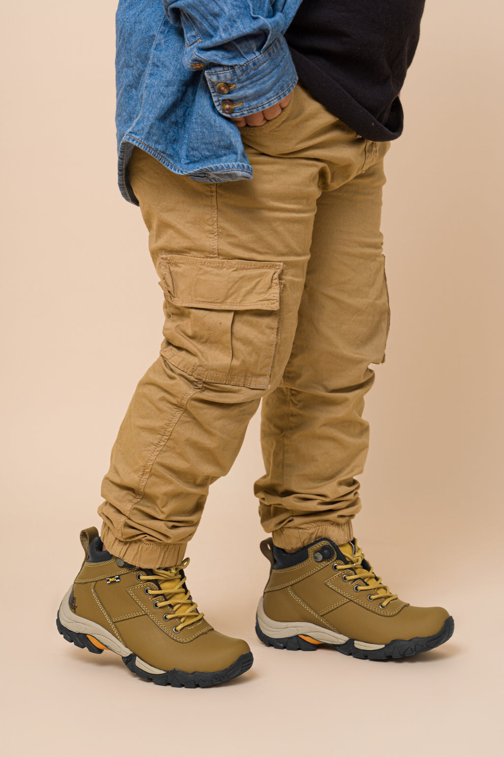 Zapatillas Urbanas de Cuero Niños Milan Mostaza