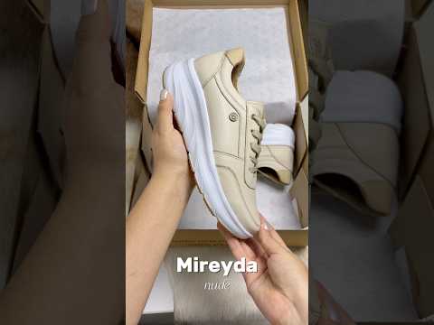 Zapatillas Urbanas Mujer de Cuero Mireyda Nude