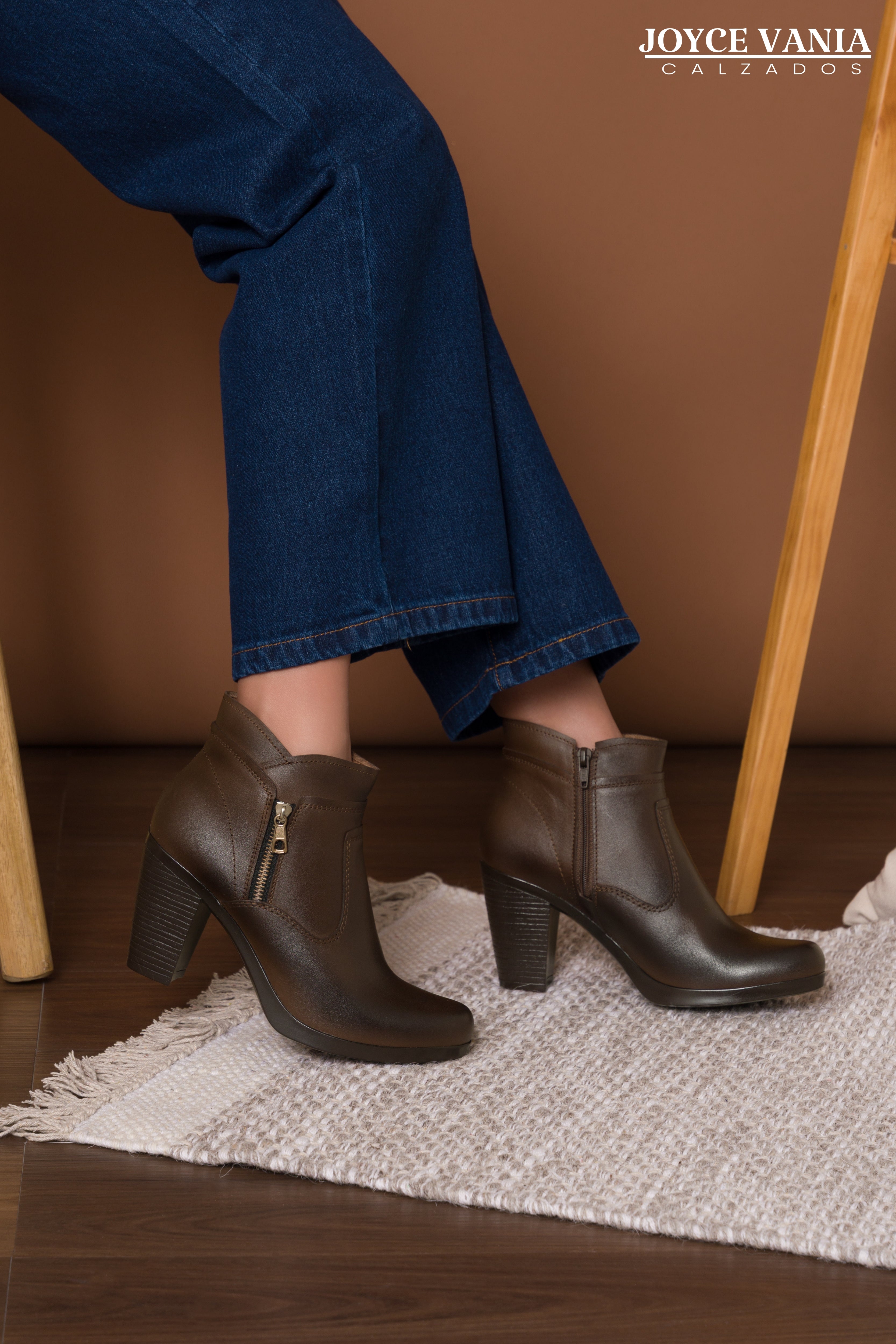 Botines Mujer de Cuero Selena Marron